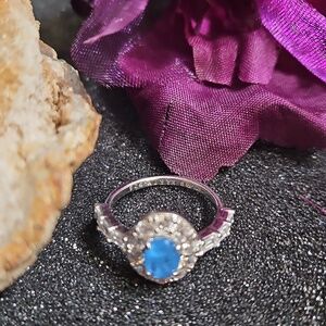 925 Sterling Silver Oval Ocean Blue Quartz Ring Size 6.5